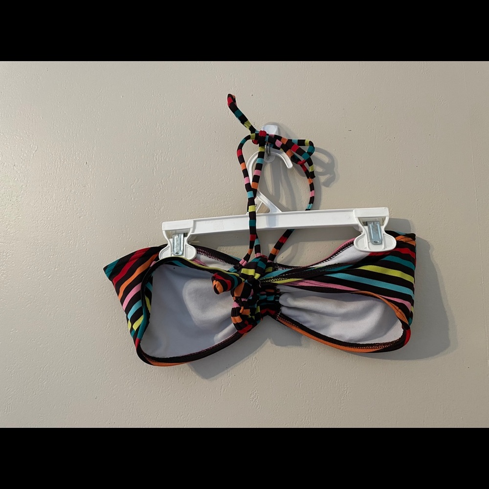 Bathing suit - Picture 2 of 3